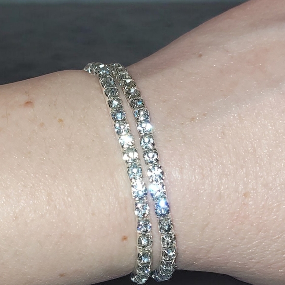 "Iced" Rhinestone Quartz Watch *Comes With Free Gift* - Picture 11 of 11